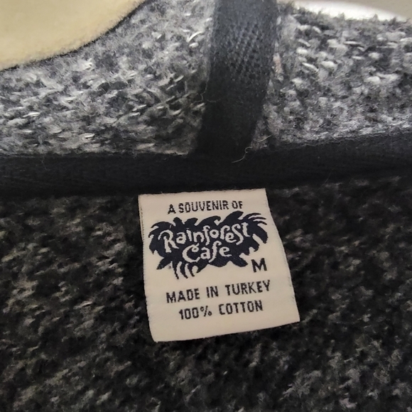 Souvenir of Rainforest Cafe - Picture 5 of 6